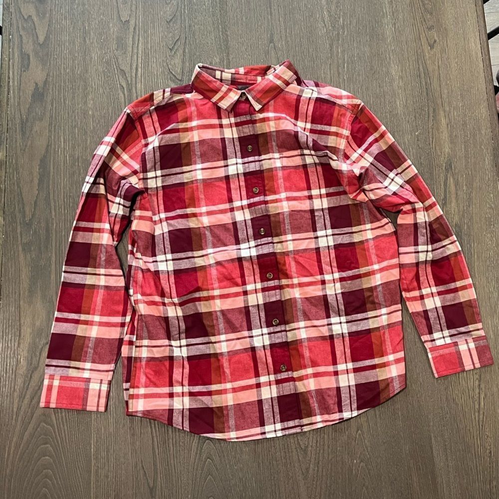 NWOT Eddie Bauer Pink Red Plaid Long Sleeve Button Down Shirt Size M